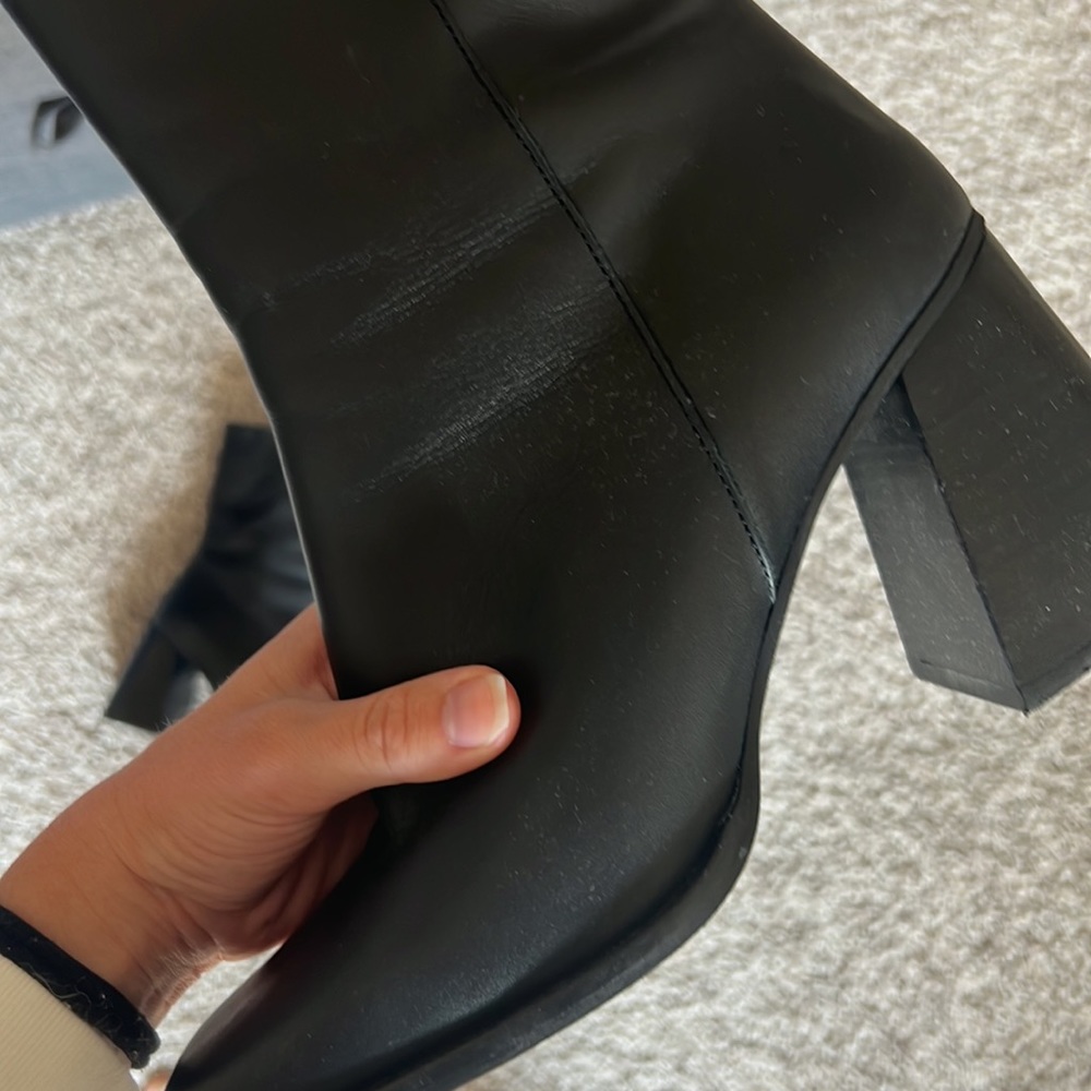 Feners Black Square Toe Boots Gem